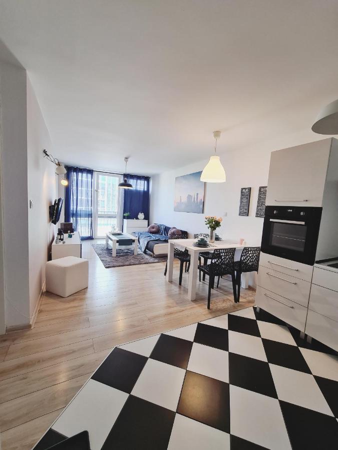Apartament Centrum Jana Pawla II Warsaw Exterior photo
