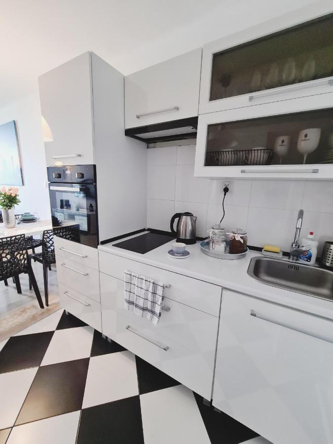 Apartament Centrum Jana Pawla II Warsaw Exterior photo
